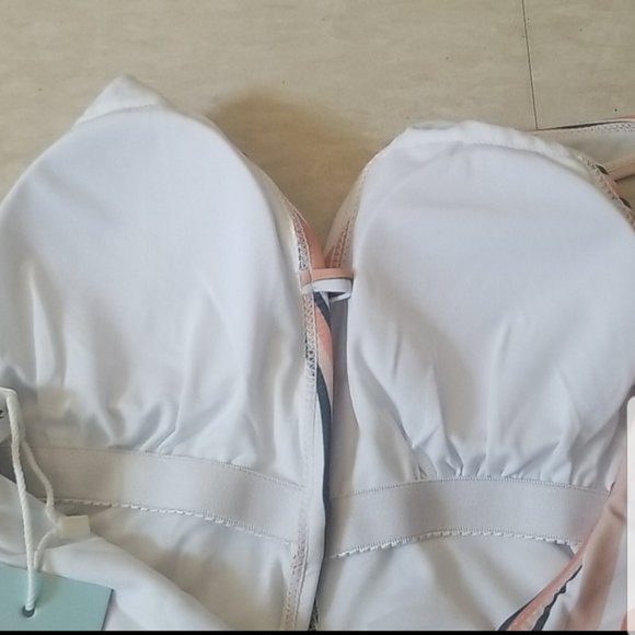 NWT Cupshe One Piece Bathing Suit - Picture 7 of 10